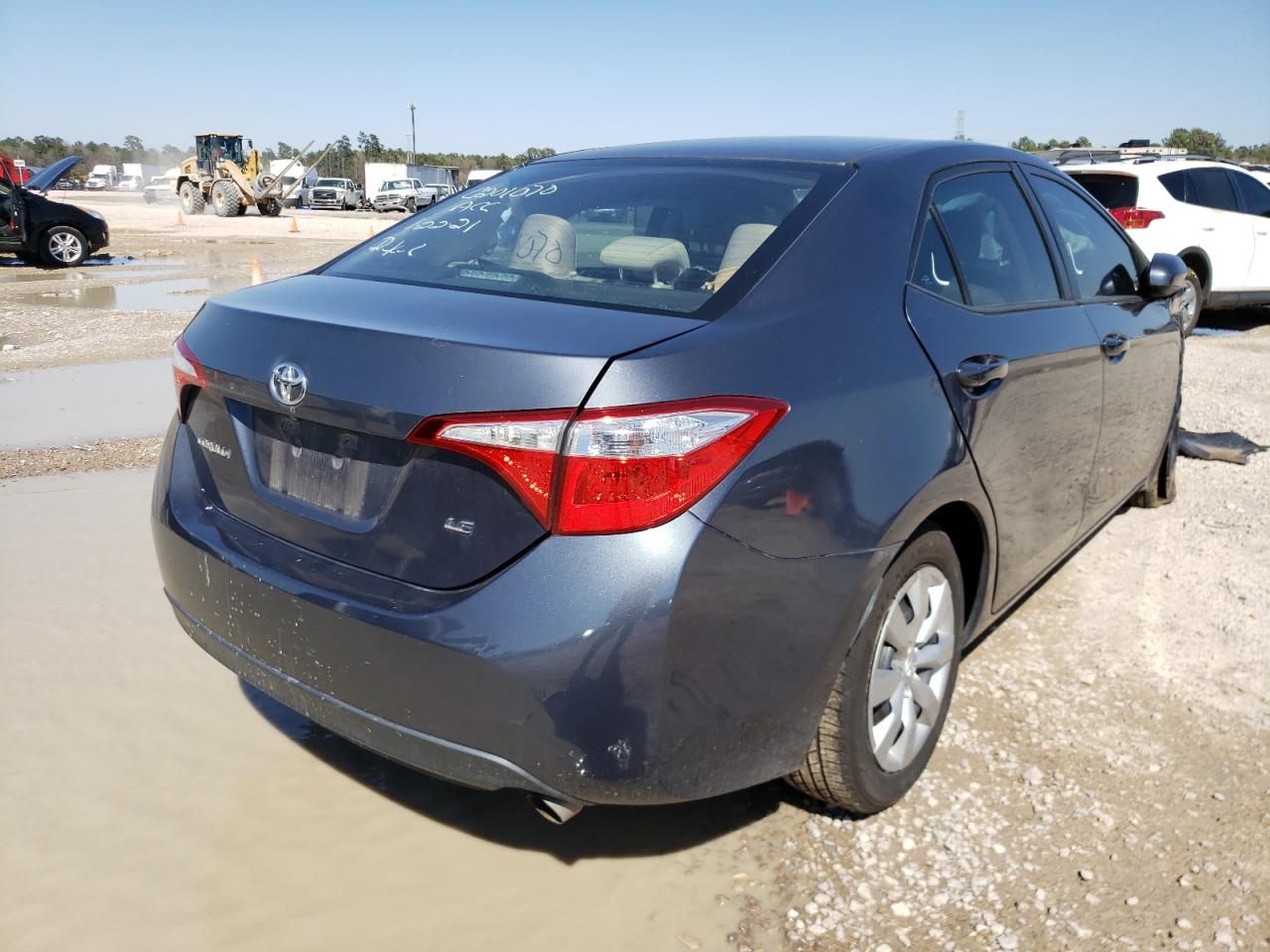 Photo 4 from auction – 2015 TOYOTA COROLLA L with VIN 5YFBURHE5FP212599