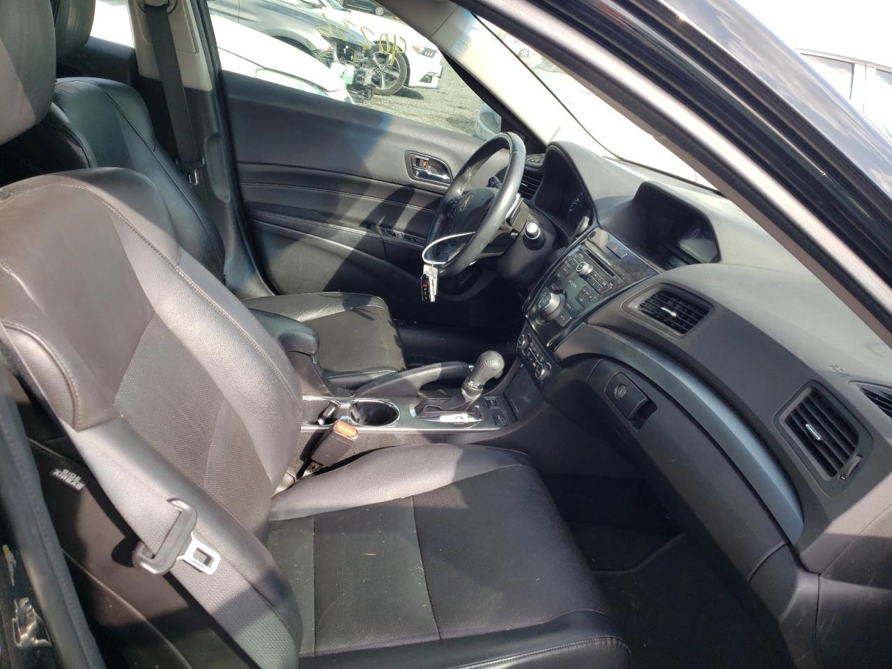 Photo 5 from auction – 2014 ACURA ILX 20 with VIN 19VDE1F32EE000938