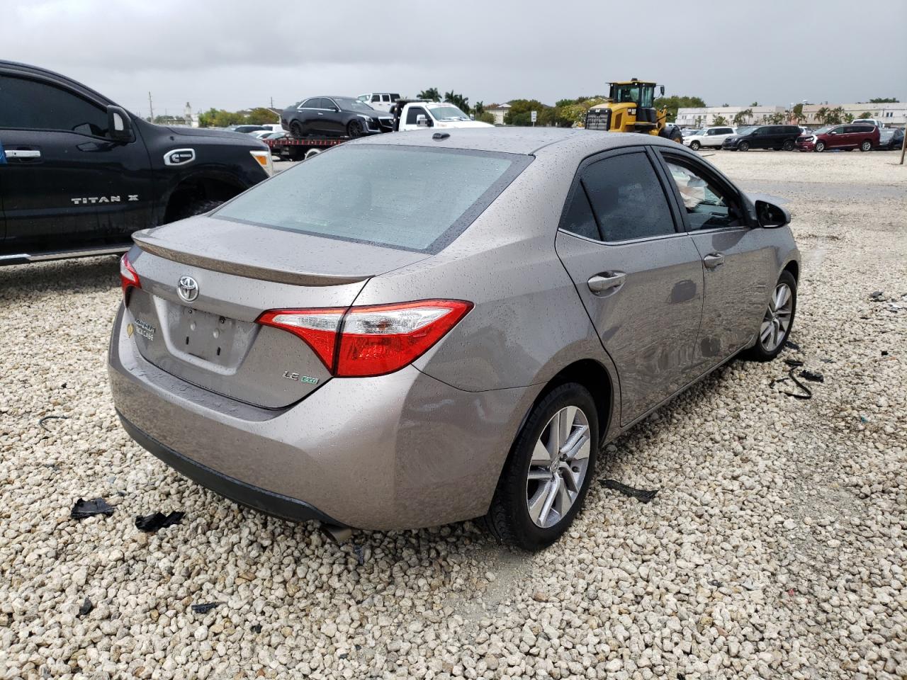 Photo 4 from auction – 2015 TOYOTA COROLLA EC with VIN 2T1BPRHE9FC360553