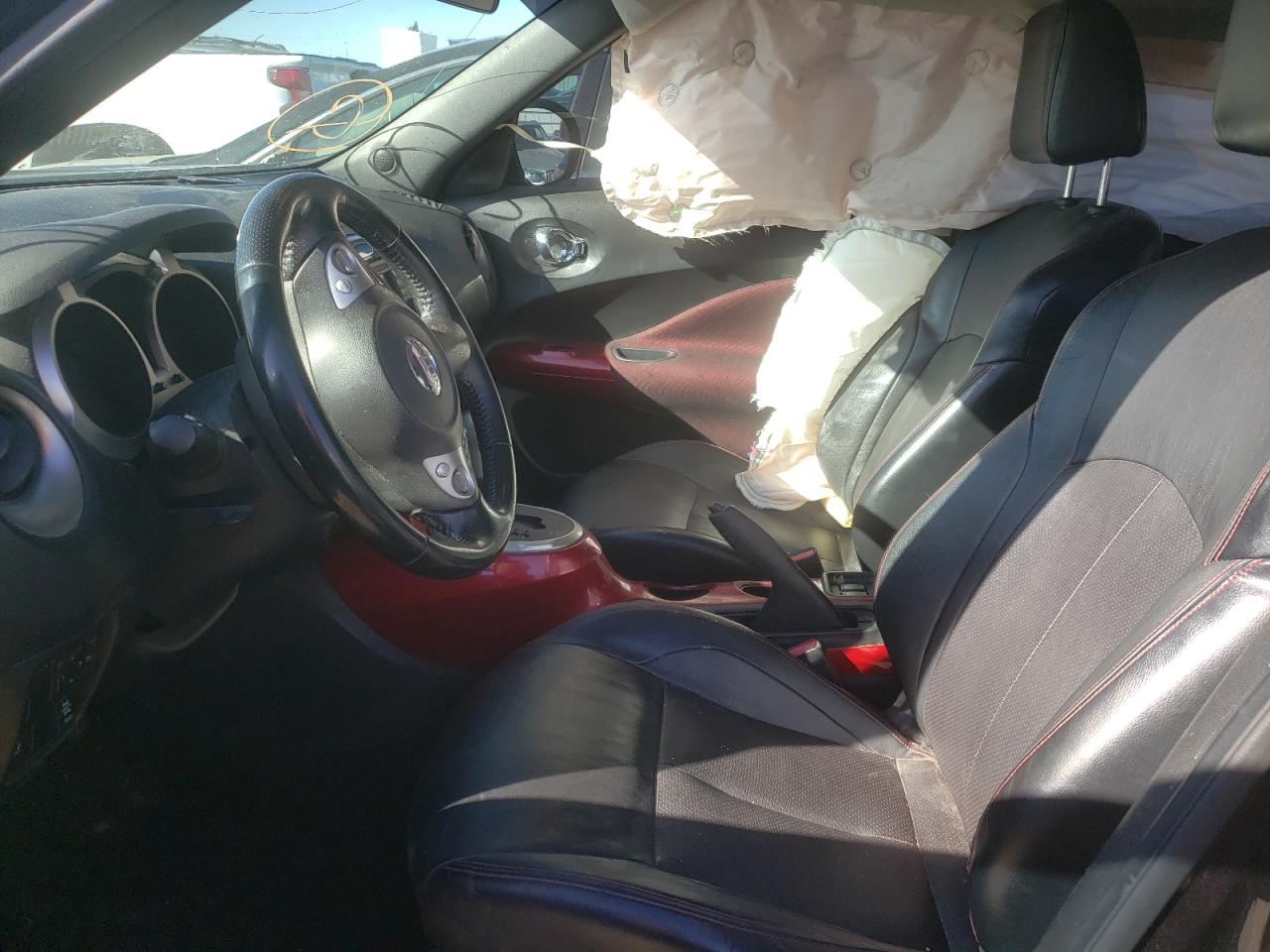 Photo 5 from auction – 2014 NISSAN JUKE S with VIN JN8AF5MV1ET356005