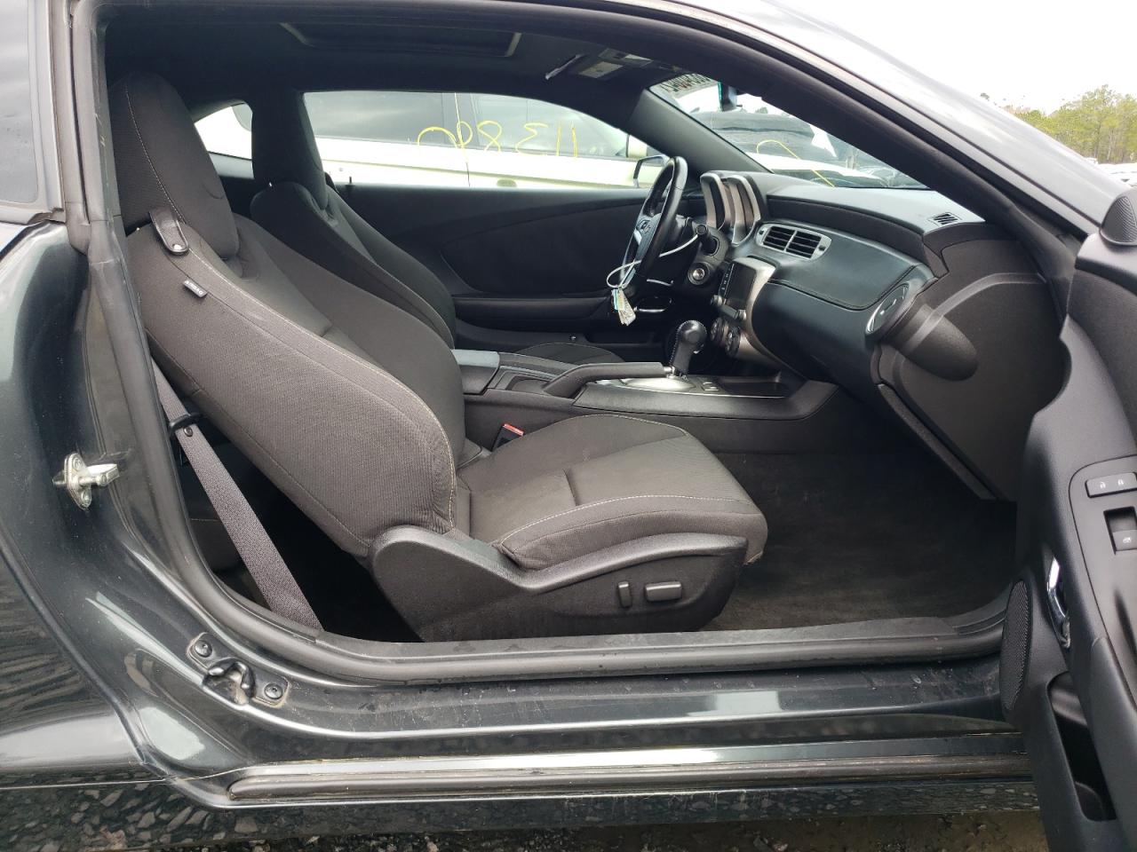 Photo 5 from auction – 2014 CHEVROLET CAMARO LT with VIN 2G1FB1E35E9124803