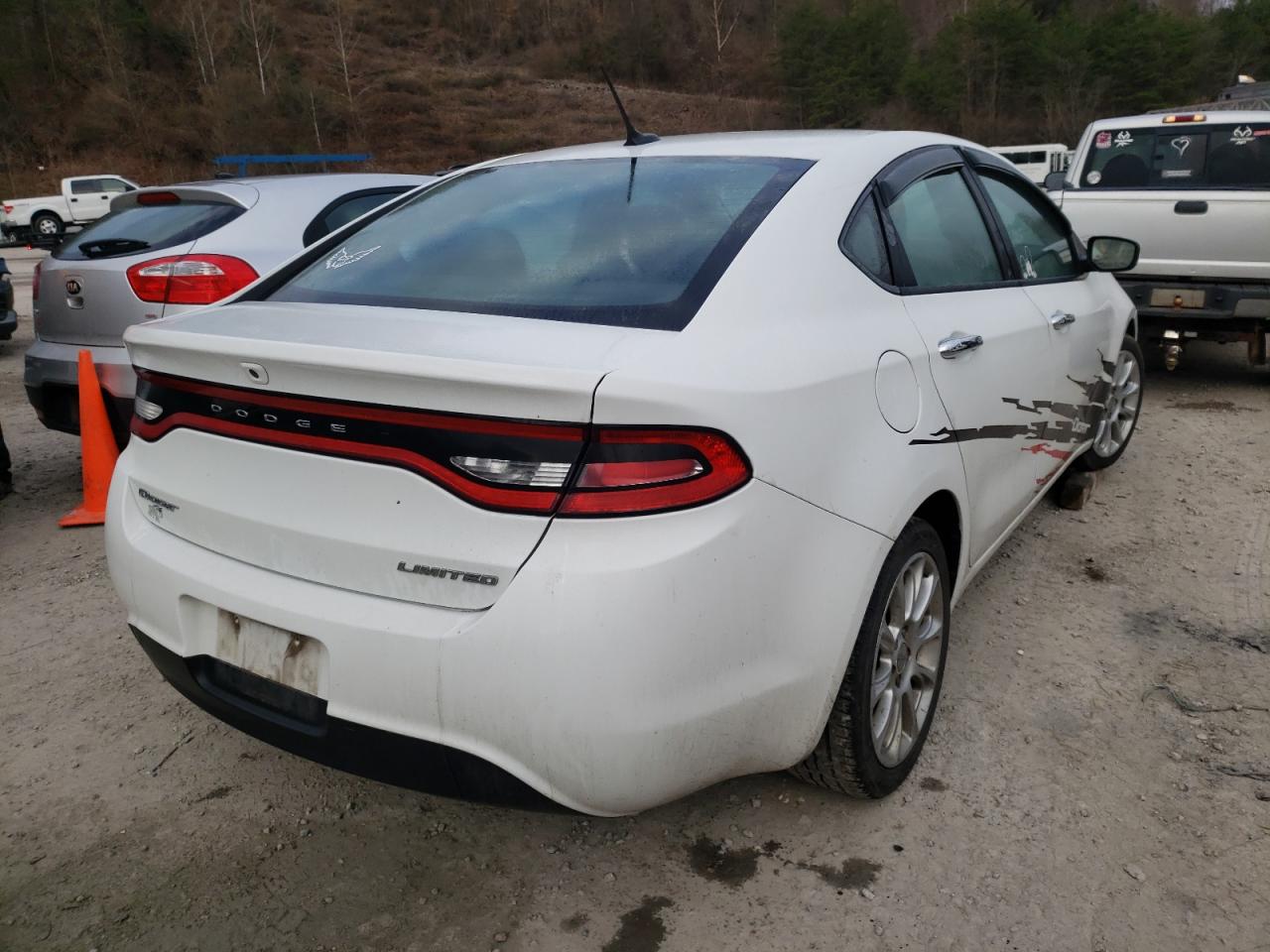 Photo 4 from auction – 2015 DODGE DART LIMIT with VIN 1C3CDFCBXFD279075