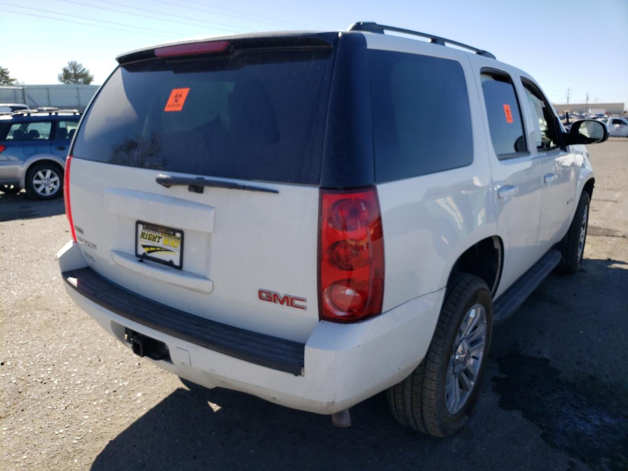 Photo 4 from auction – 2011 GMC YUKON SLE with VIN 1GKS2AE0XBR106041