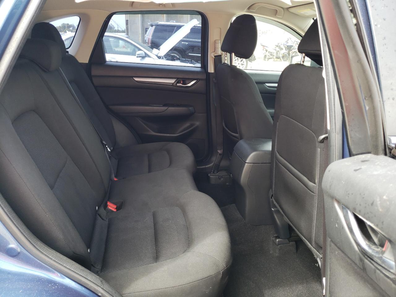 Photo 6 from auction – 2017 MAZDA CX-5 SPORT with VIN JM3KFABL2H0159903
