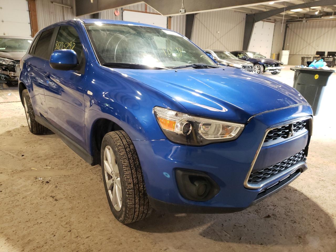 MITSUBISHI OUTLANDER 2015 with VIN 4A4AR3AUXFE050549 - Photo from auction