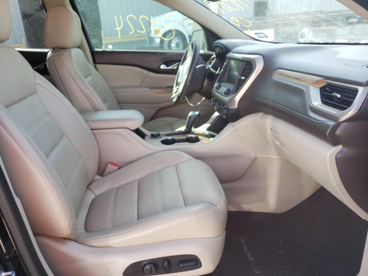 Photo 5 from auction – 2017 GMC ACADIA DEN with VIN 1GKKNPLS4HZ145893
