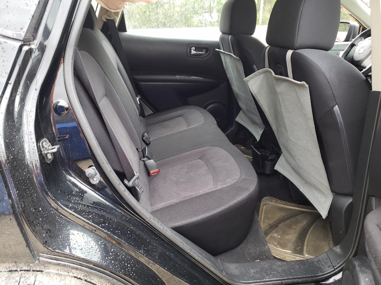 Photo 6 from auction – 2012 NISSAN ROGUE S with VIN JN8AS5MT3CW605233
