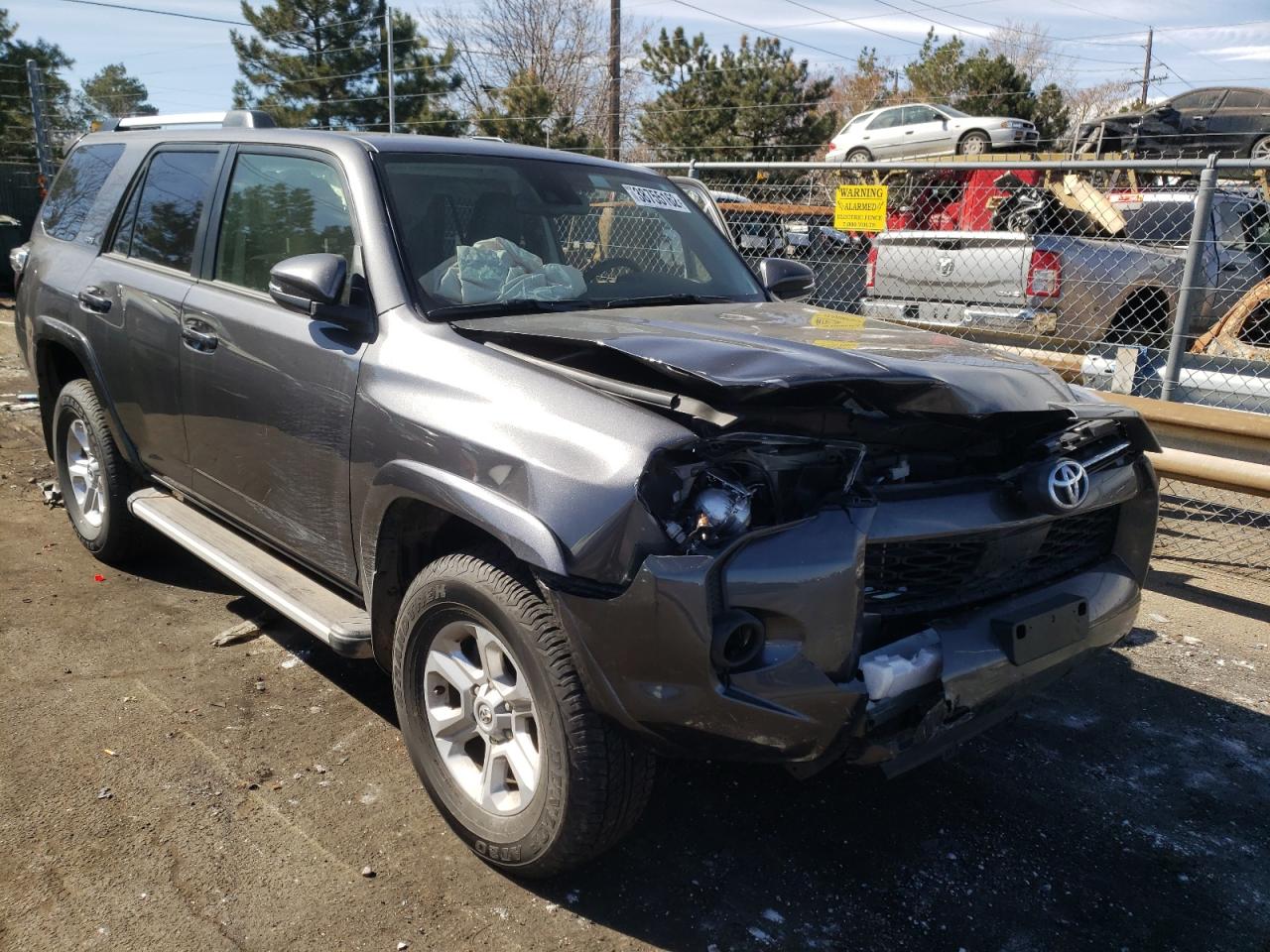 TOYOTA 4RUNNER SR 2020 with VIN JTEBU5JR7L5810655 - Photo from auction