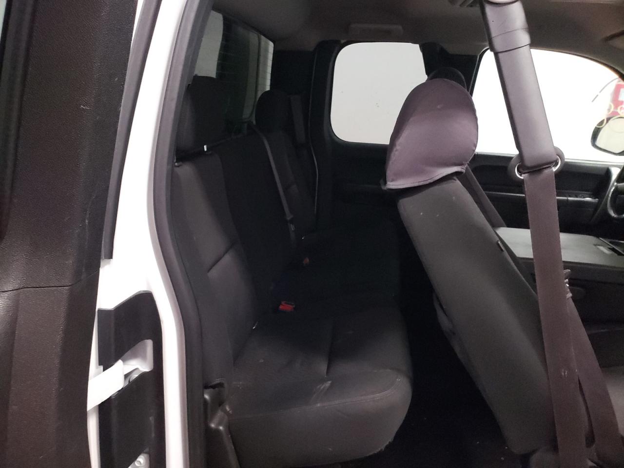 Photo 6 from auction – 2013 CHEVROLET SILVERADO with VIN 1GCRKSE72DZ324023