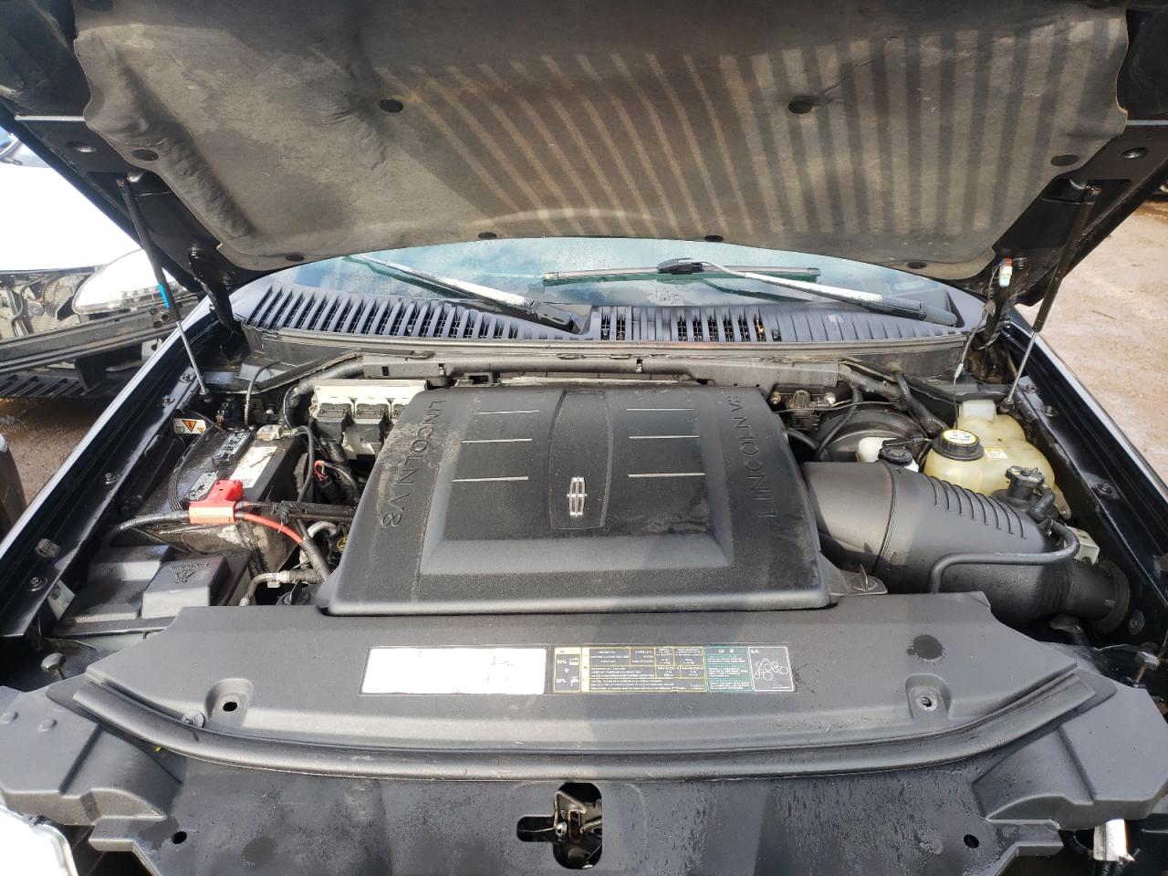Photo 7 from auction – 2006 LINCOLN NAVIGATOR with VIN 5LMFU28536LJ12740