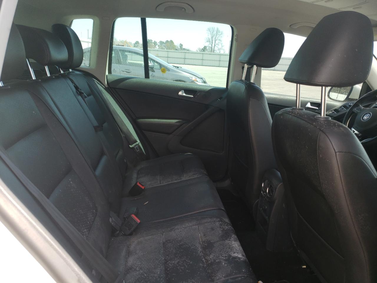 صورة رقم 18 من المزاد - 2013 VOLKSWAGEN TIGUAN S مع VIN WVGAV3AX5DW571663