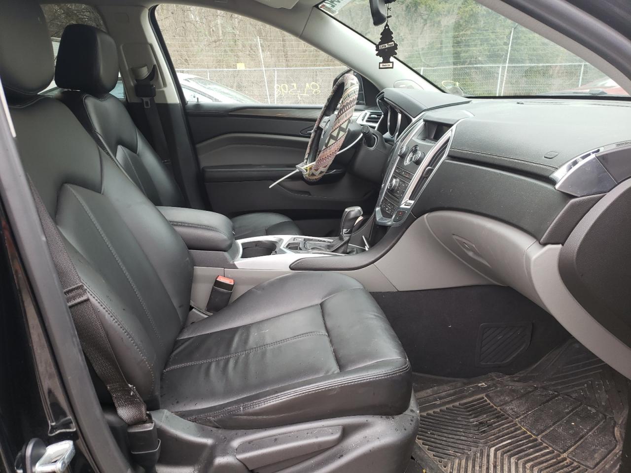 Photo 5 from auction – 2011 CADILLAC SRX with VIN 3GYFNGEY0BS676960