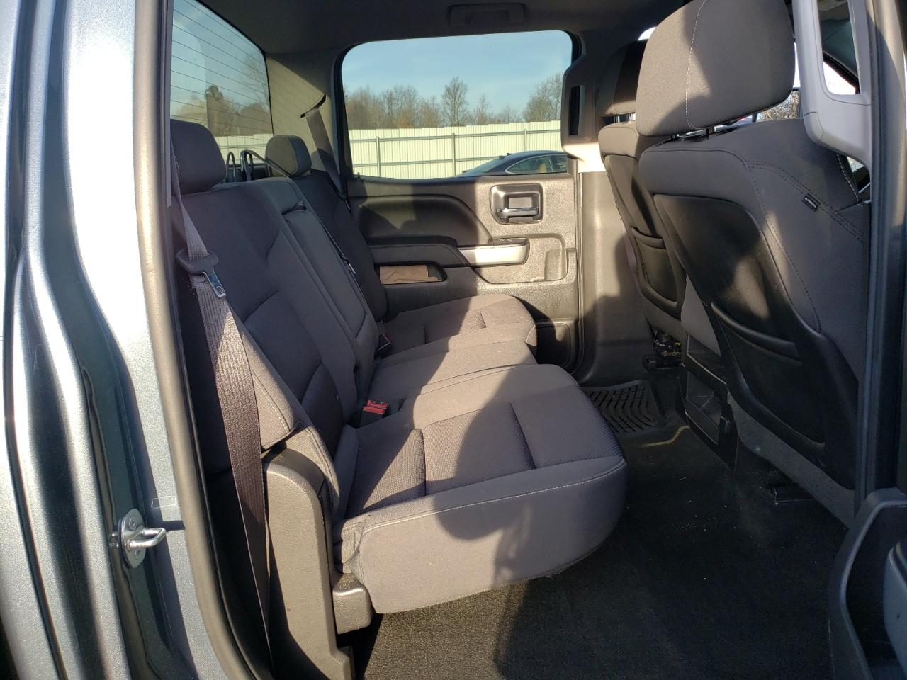 Photo 6 from auction – 2014 CHEVROLET SILVERADO with VIN 3GCUKREC3EG317972