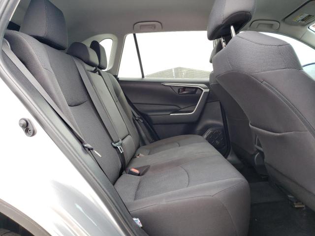 Photo 6 from auction – 2019 TOYOTA RAV4 LE with VIN 2T3H1RFVXKC016701