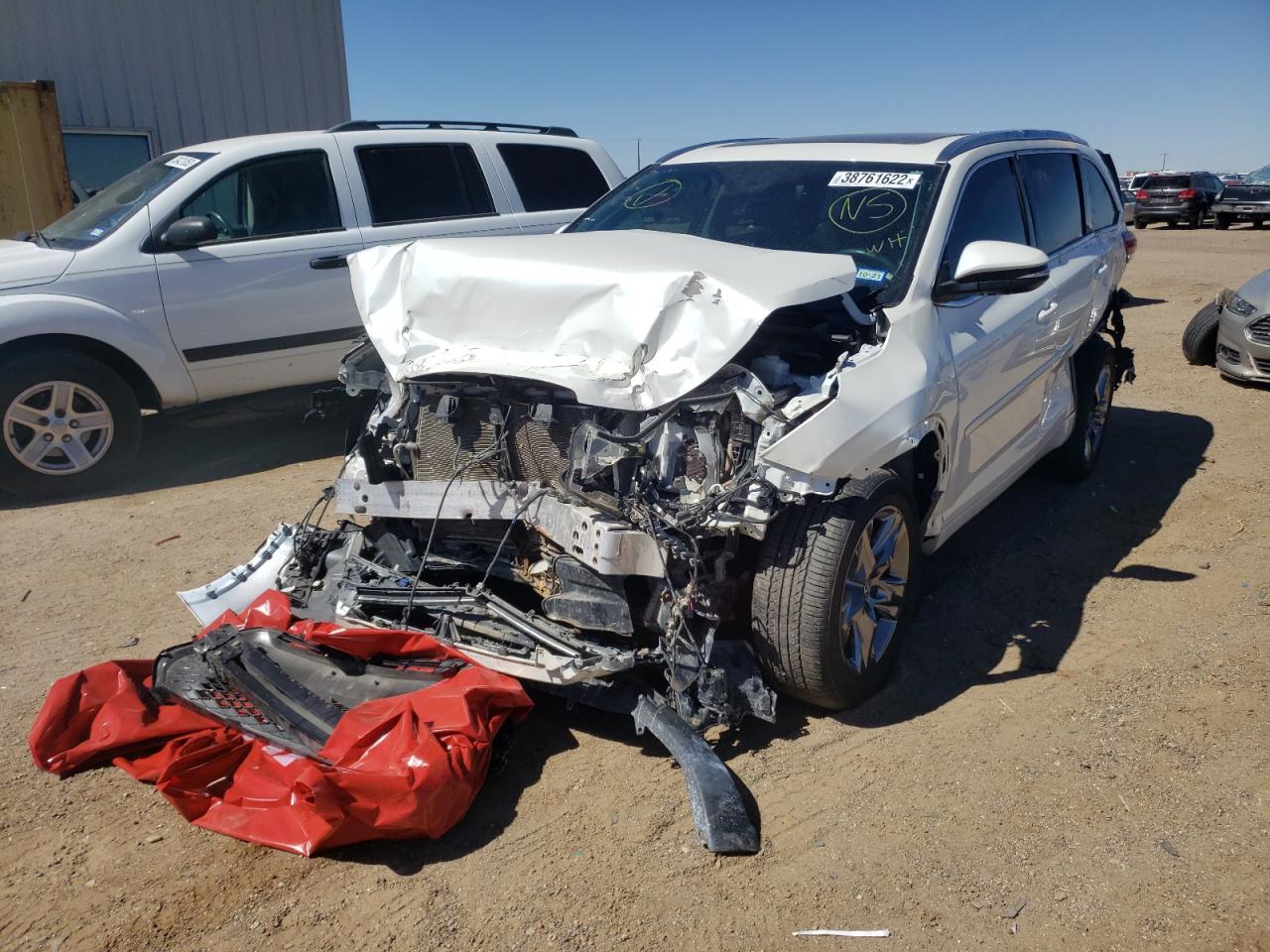 Photo 2 from auction – 2019 TOYOTA HIGHLANDER with VIN 5TDYZRFH3KS315921