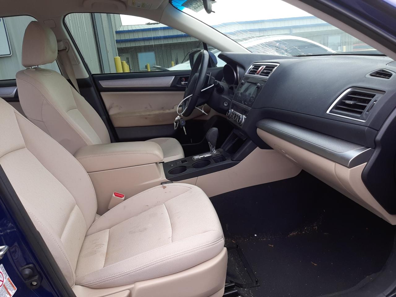 Photo 5 from auction – 2017 SUBARU LEGACY 2.5 with VIN 4S3BNAC67H3027707