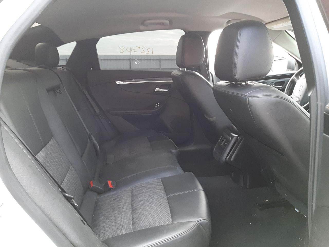 Photo 6 from auction – 2017 CHEVROLET IMPALA LT with VIN 2G1105S32H9138352