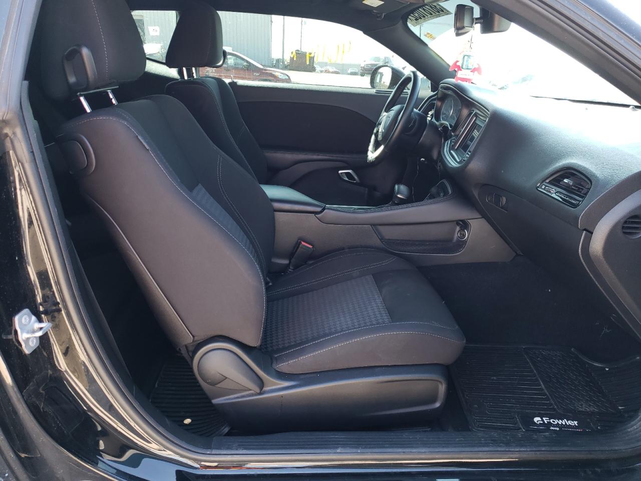 Photo 5 from auction – 2019 DODGE CHALLENGER with VIN 2C3CDZAG4KH744298