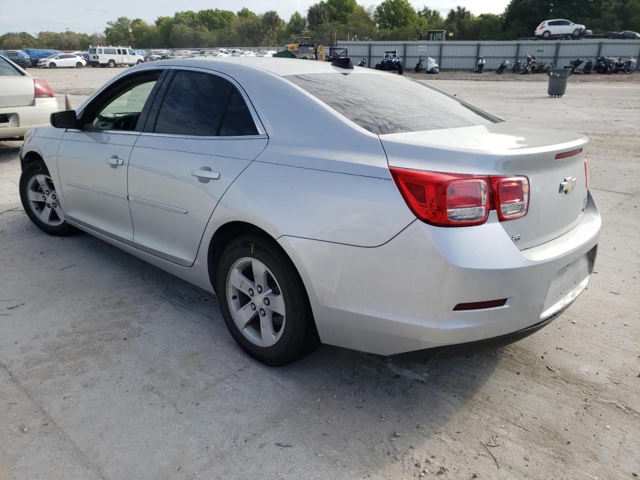 Photo 3 from auction – 2014 CHEVROLET MALIBU LS with VIN 1G11B5SL5EF240628