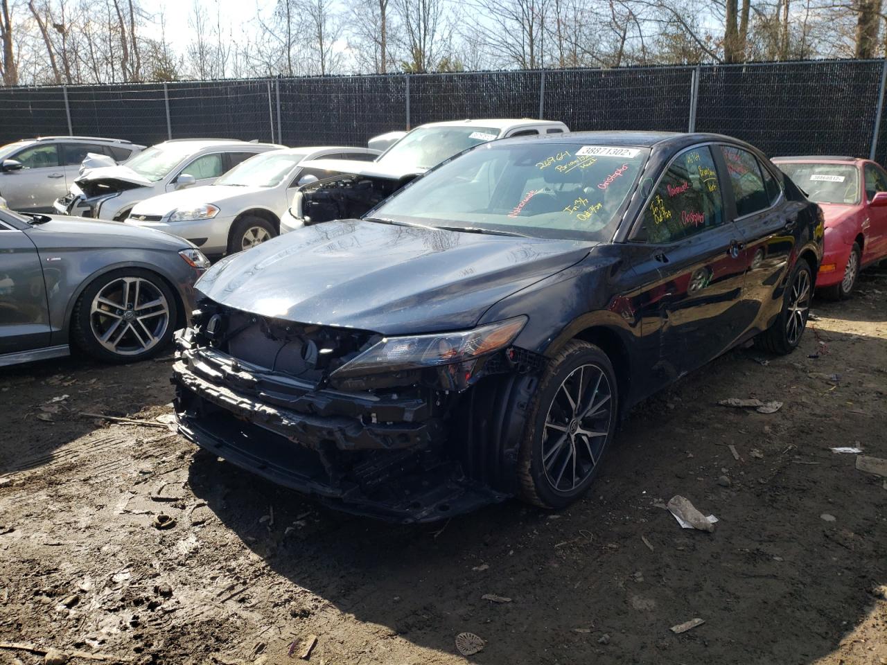 Photo 2 from auction – 2021 TOYOTA CAMRY SE with VIN 4T1G11AK4MU525901