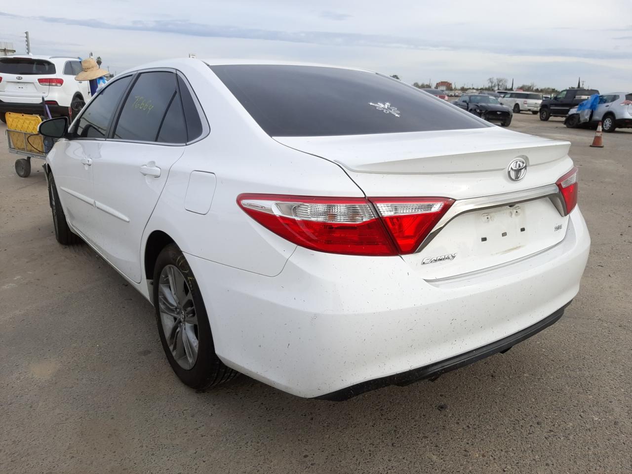 Photo 3 from auction – 2016 TOYOTA CAMRY LE with VIN 4T1BF1FK2GU124534