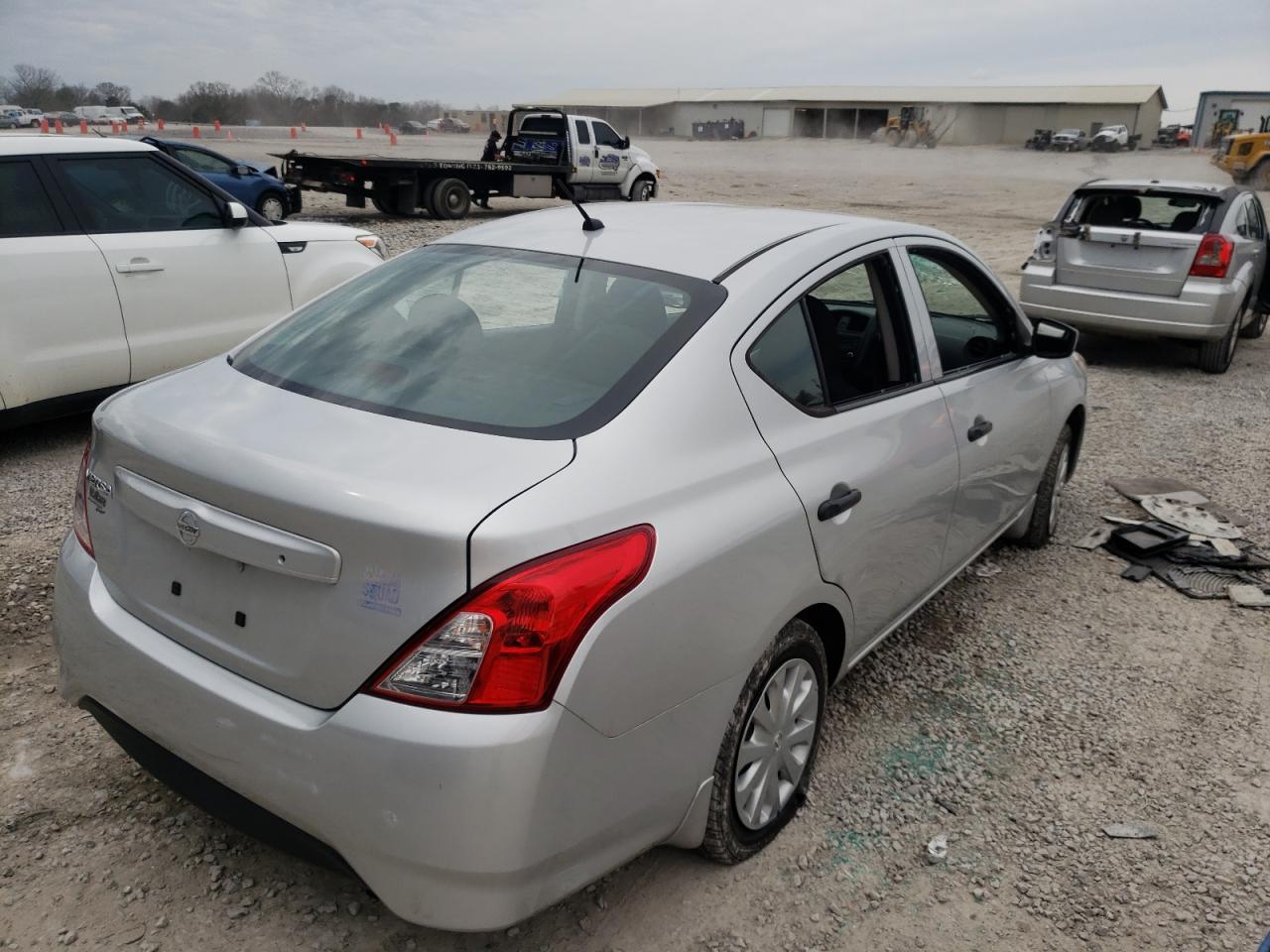 Photo 4 from auction – 2016 NISSAN VERSA S with VIN 3N1CN7AP0GL825278