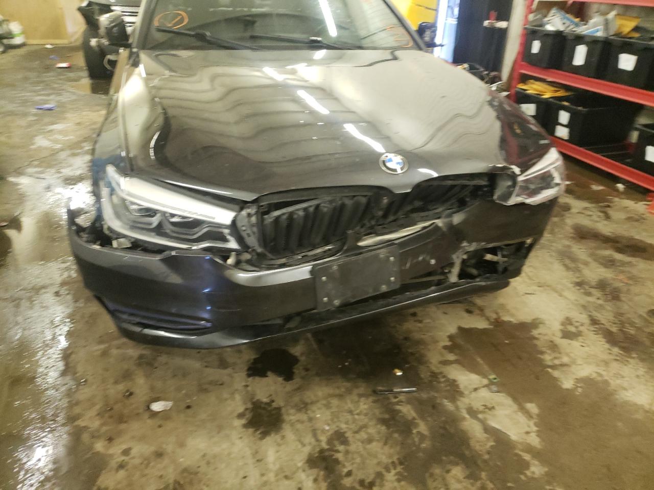 Photo 9 from auction – 2017 BMW 540 XI with VIN WBAJE7C30HG479444