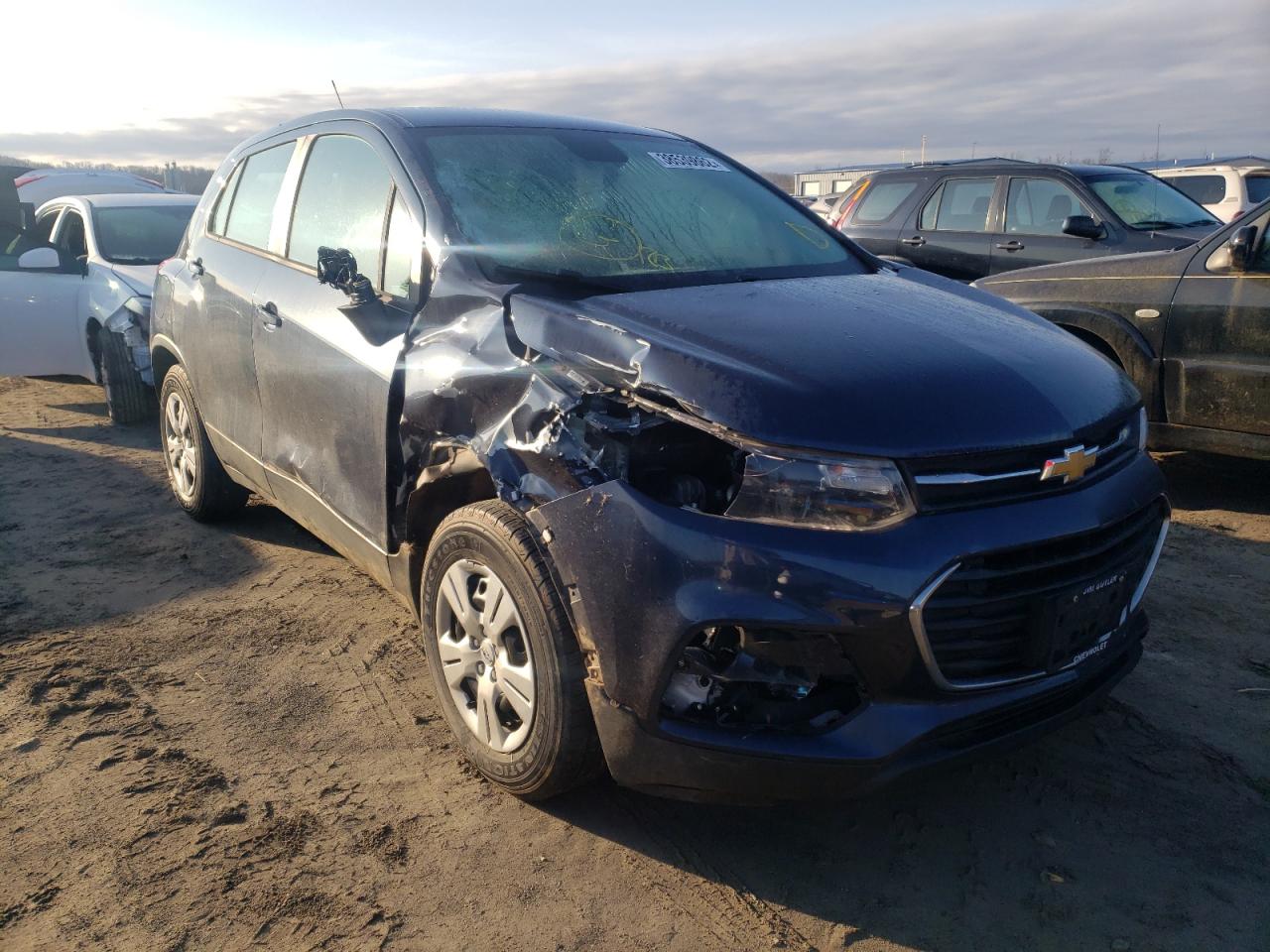 CHEVROLET TRAX LS 2018 with VIN 3GNCJKSB7JL207971 - Photo from auction