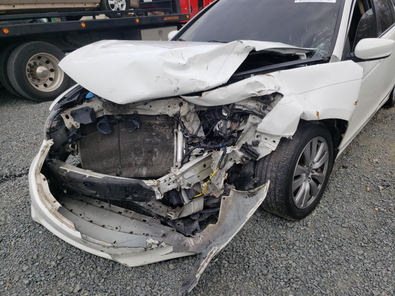 Photo 9 from auction – 2011 HONDA ACCORD EXL with VIN 1HGCP2F83BA125218