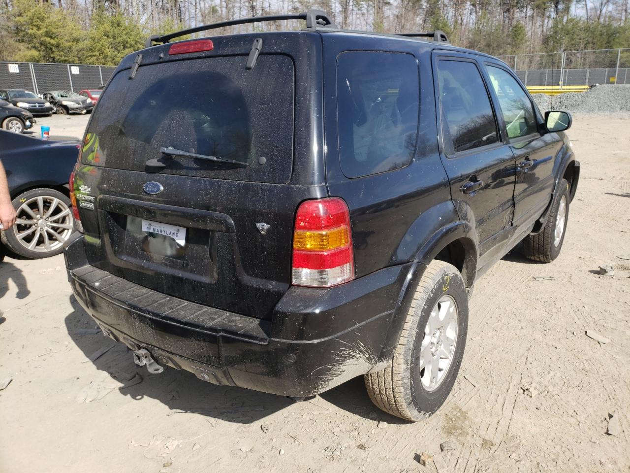 Photo 4 from auction – 2007 FORD ESCAPE LIM with VIN 1FMCU941X7KA30383