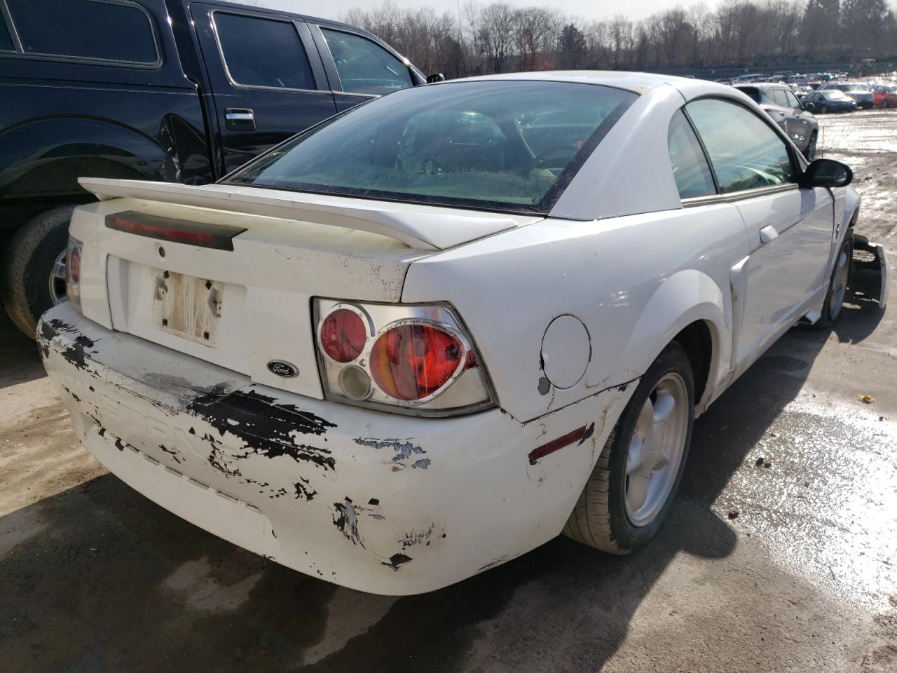 Photo 4 from auction – 2000 FORD MUSTANG with VIN 1FAFP4046YF161273