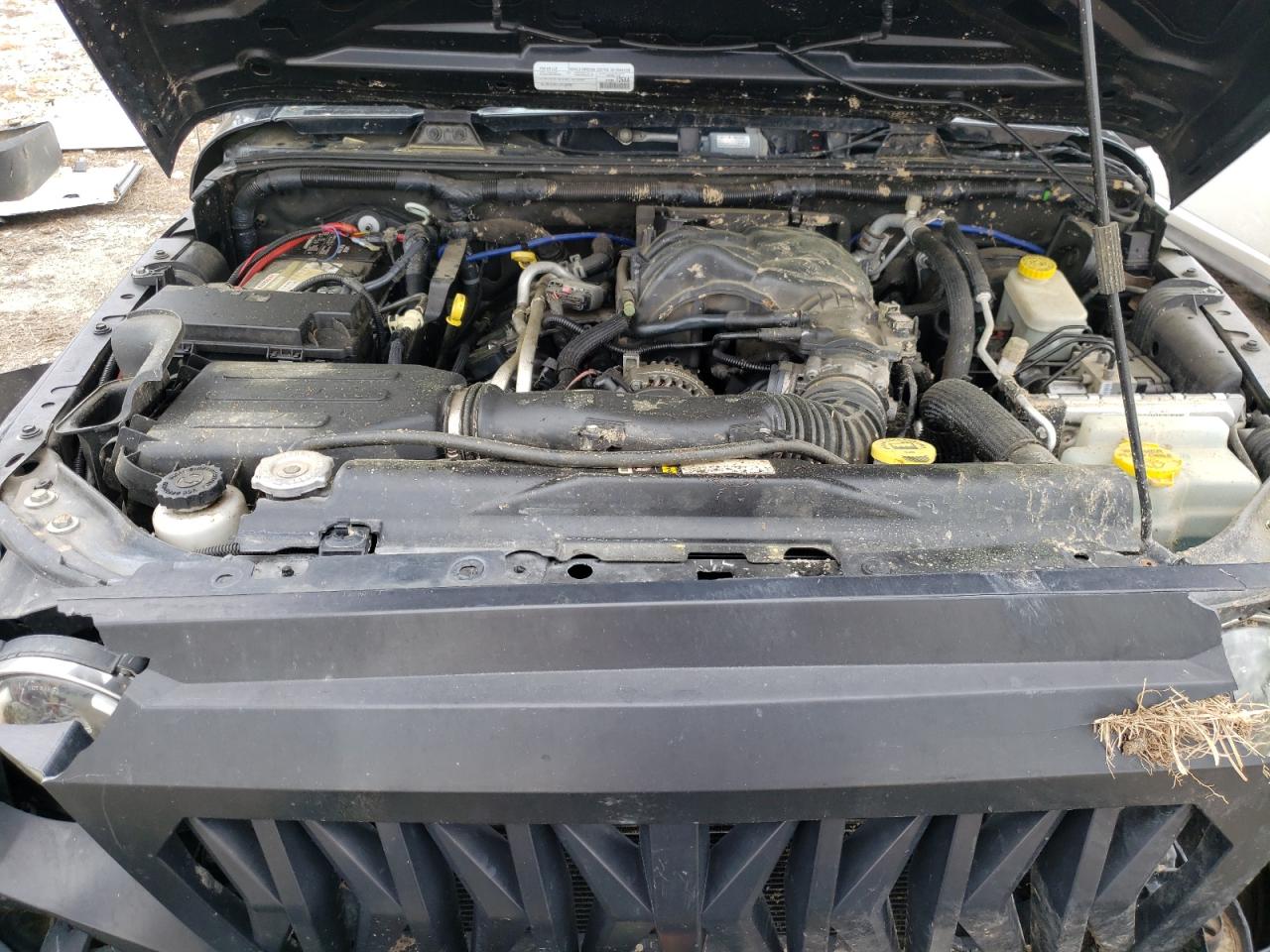 Photo 7 from auction – 2015 JEEP WRANGLER U with VIN 1C4BJWDG2FL668387