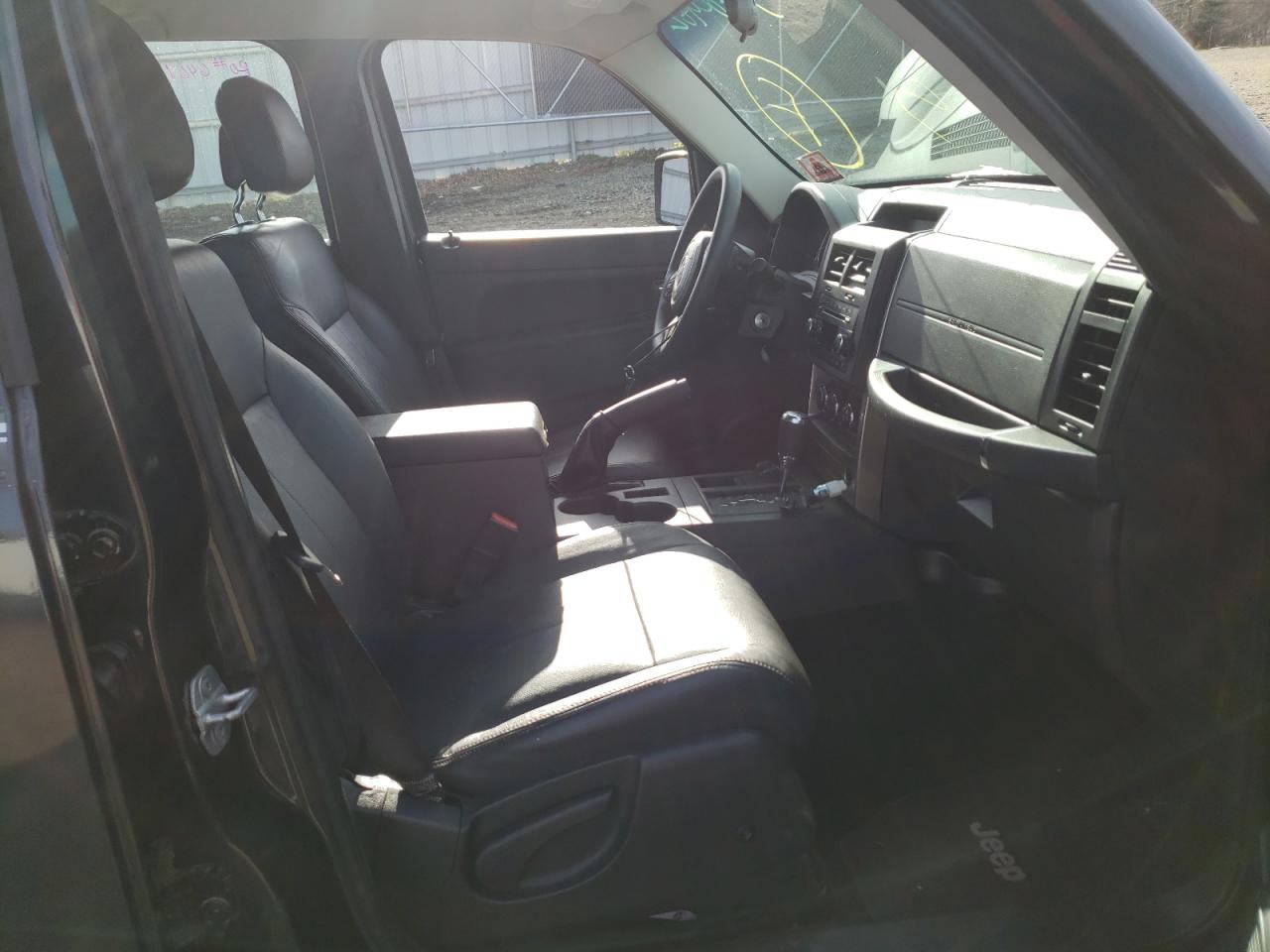 Photo 5 from auction – 2011 JEEP LIBERTY SP with VIN 1J4PN2GK6BW579802
