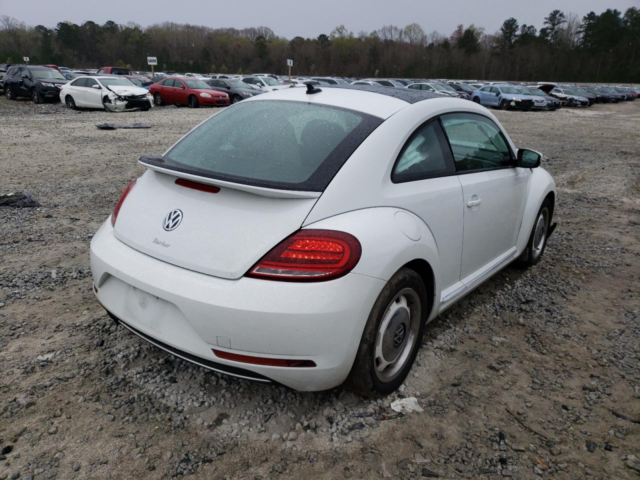 Photo 4 from auction – 2018 VOLKSWAGEN BEETLE S with VIN 3VWFD7AT5JM705386