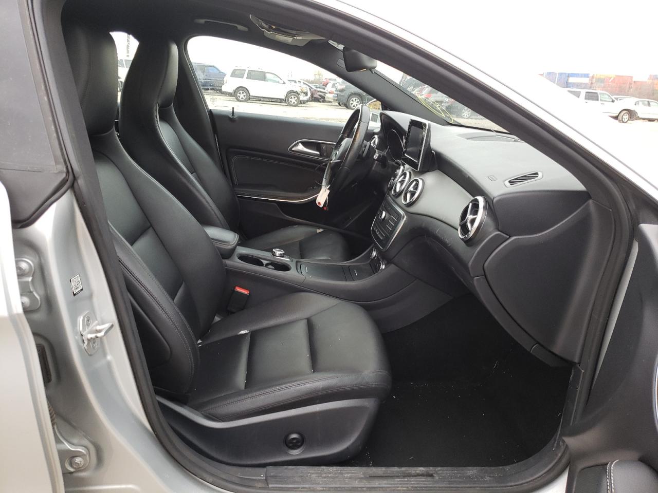 Photo 5 from auction – 2015 MERCEDES-BENZ CLA 250 with VIN WDDSJ4EB9FN205373