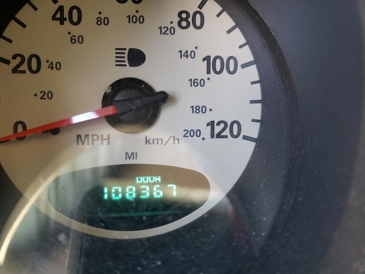 Photo 8 from auction – 2003 CHRYSLER PT CRUISER with VIN 3C8FY68B03T611048
