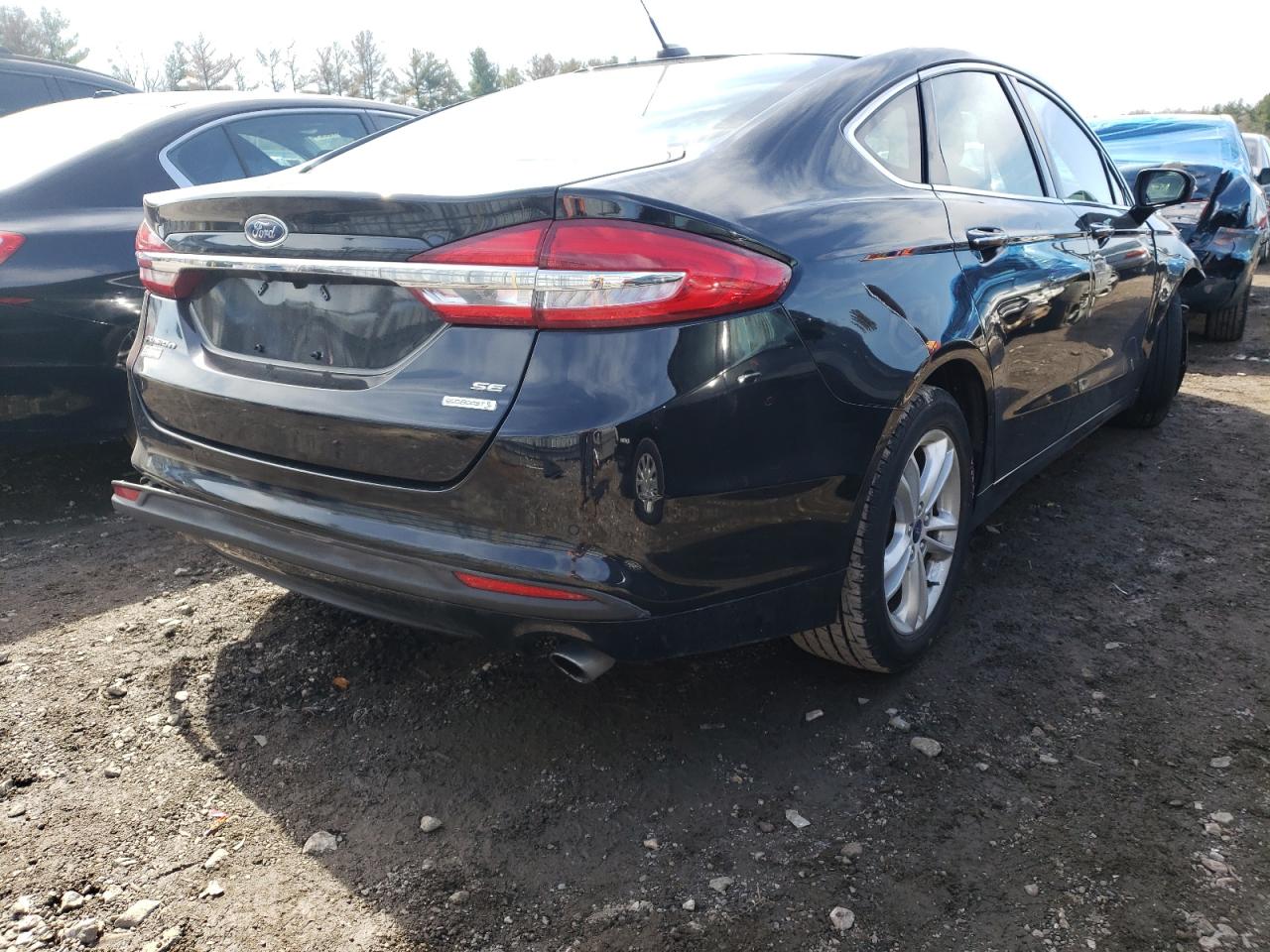 Photo 4 from auction – 2018 FORD FUSION SE with VIN 3FA6P0HD3JR220902