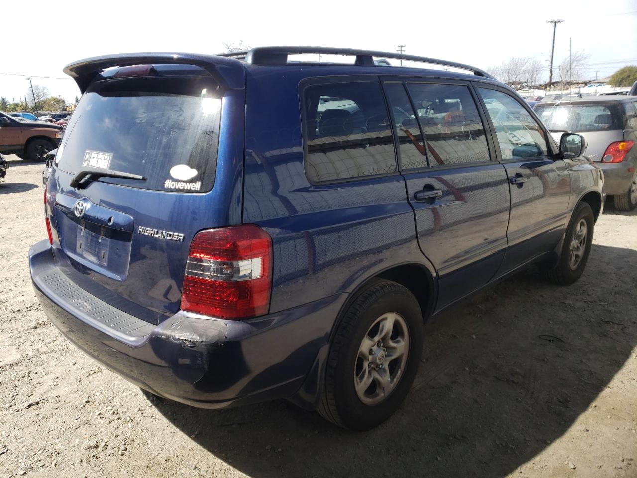 Photo 4 from auction – 2004 TOYOTA HIGHLANDER with VIN JTEGD21A940091311