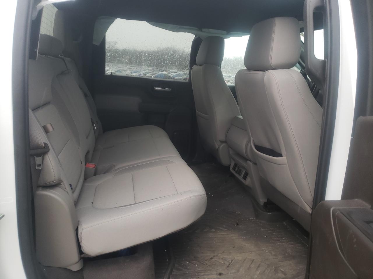 Photo 6 from auction – 2021 CHEVROLET SILVERADO with VIN 1GC4YNEY2MF285745