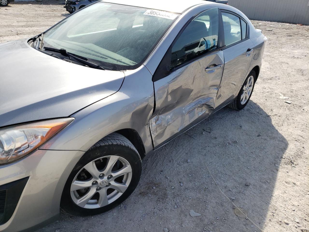 Photo 10 from auction – 2011 MAZDA 3 I with VIN JM1BL1VF2B1481482