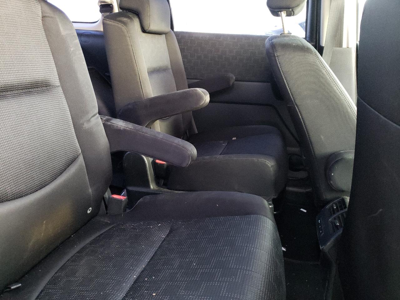 Photo 6 from auction – 2009 MAZDA 5 with VIN JM1CR293090355694
