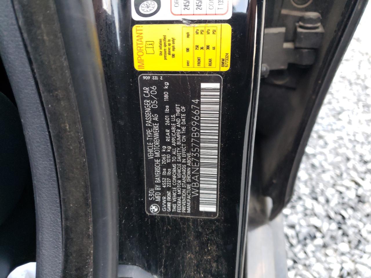Photo 10 from auction – 2007 BMW 530 I with VIN WBANE73577B996674
