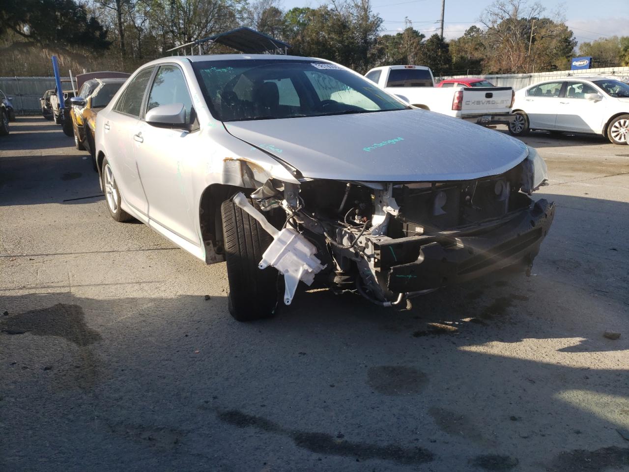 TOYOTA CAMRY BASE 2012 مع رقم تعريف المركبة 4T1BF1FK0CU110853 - صورة من المزاد