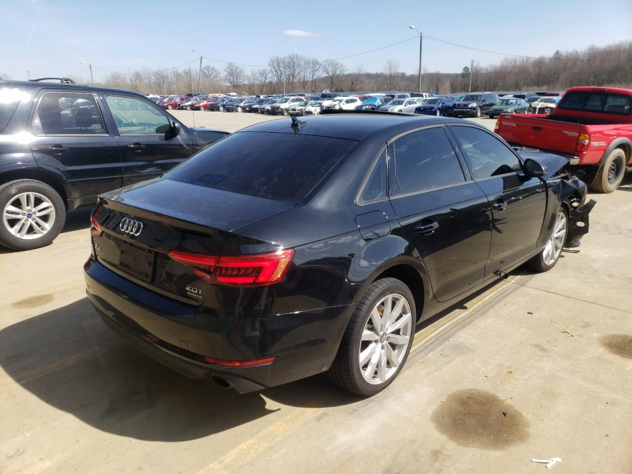 Photo 4 from auction – 2017 AUDI A4 PREMIUM with VIN WAUANAF49HN072087