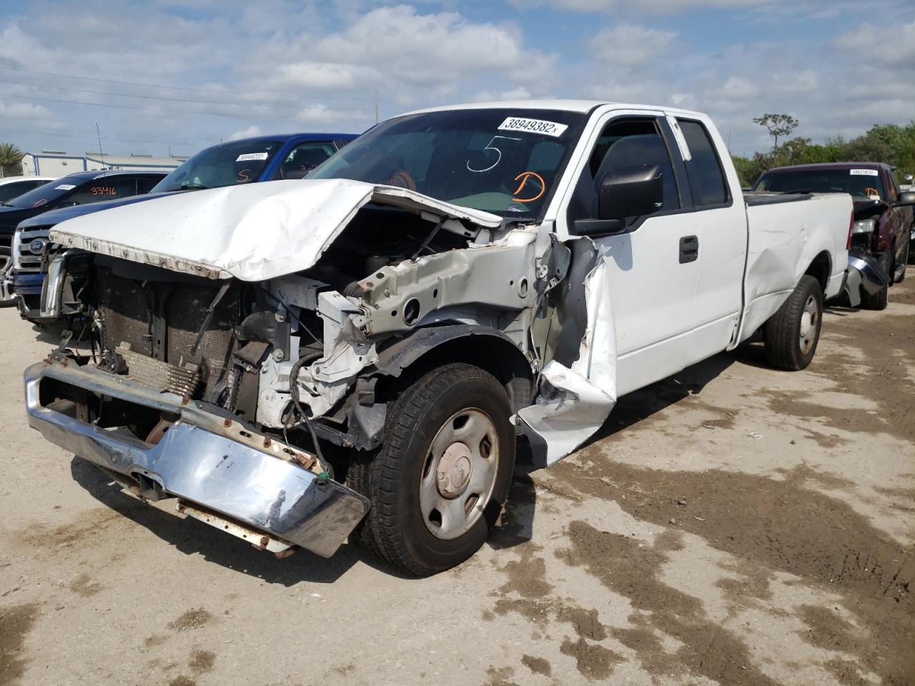 Photo 2 from auction – 2005 FORD F150 with VIN 1FTVX12555NA76887