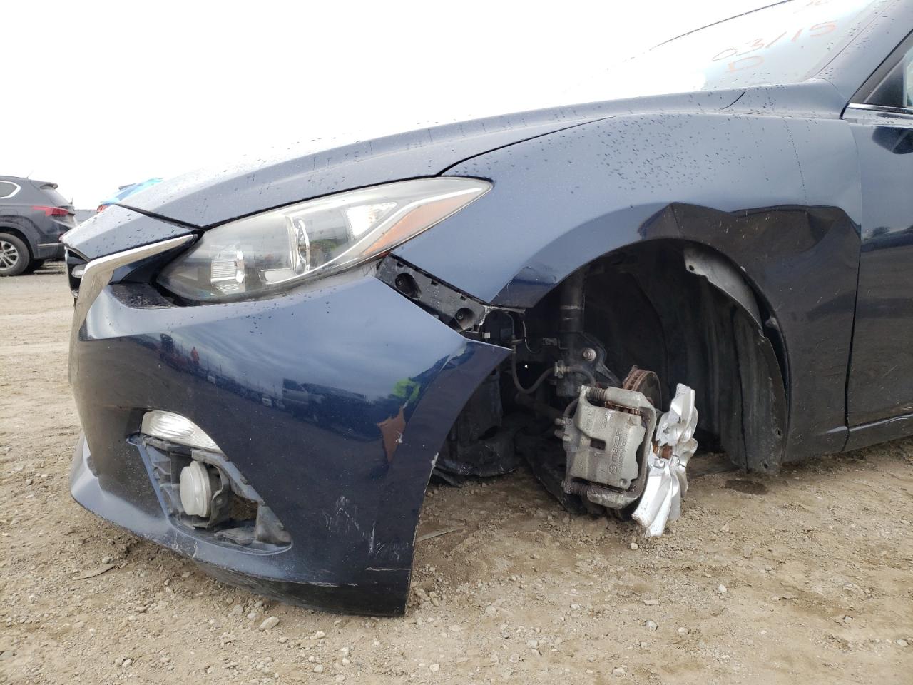 Photo 9 from auction – 2015 MAZDA 3 TOURING with VIN JM1BM1L36F1236891