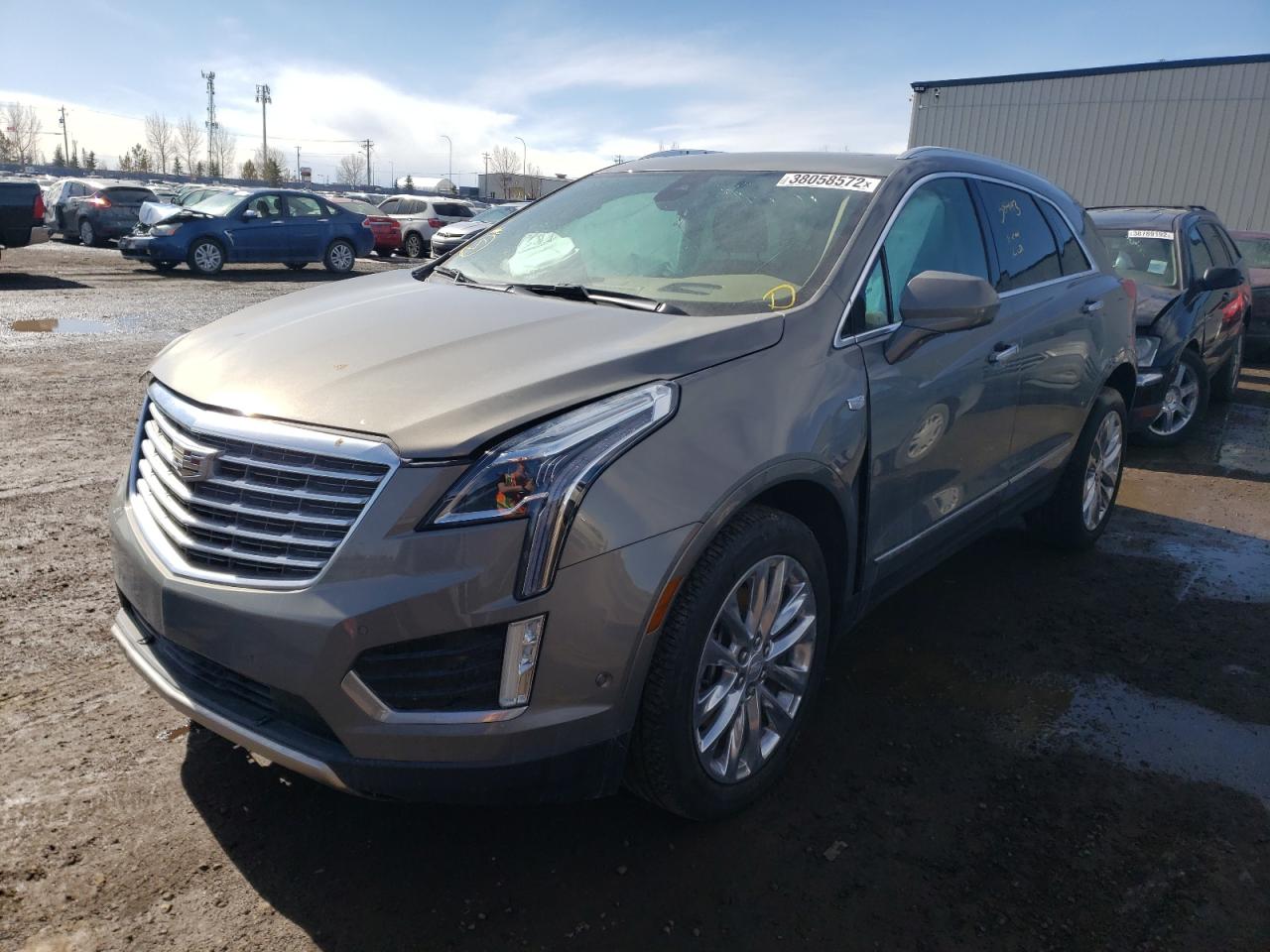 Photo 2 from auction – 2017 CADILLAC XT5 PLATIN with VIN 1GYKNFRS4HZ306802