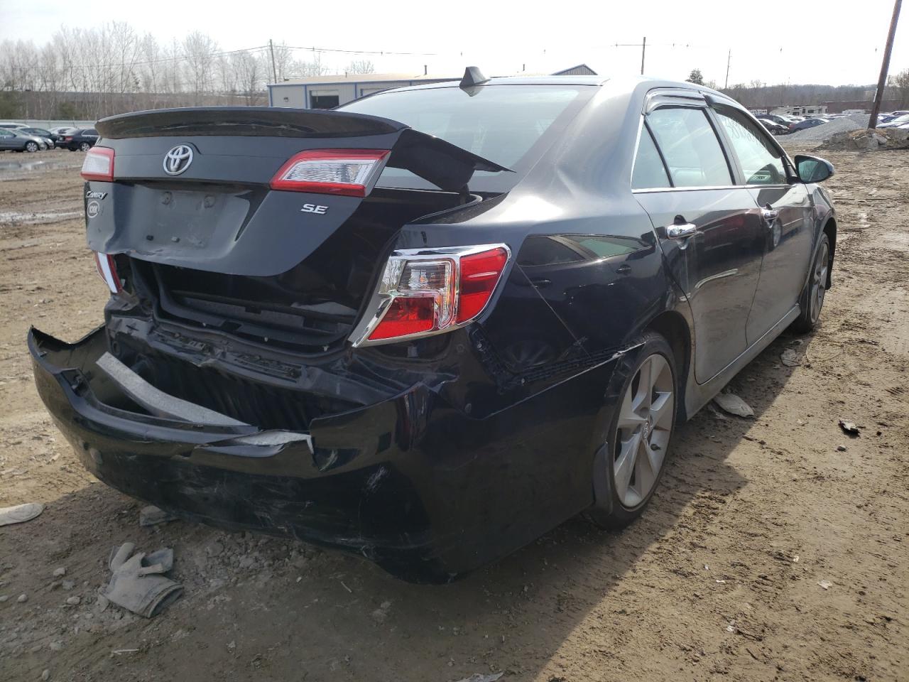 Photo 4 from auction – 2014 TOYOTA CAMRY L with VIN 4T1BF1FK5EU726471