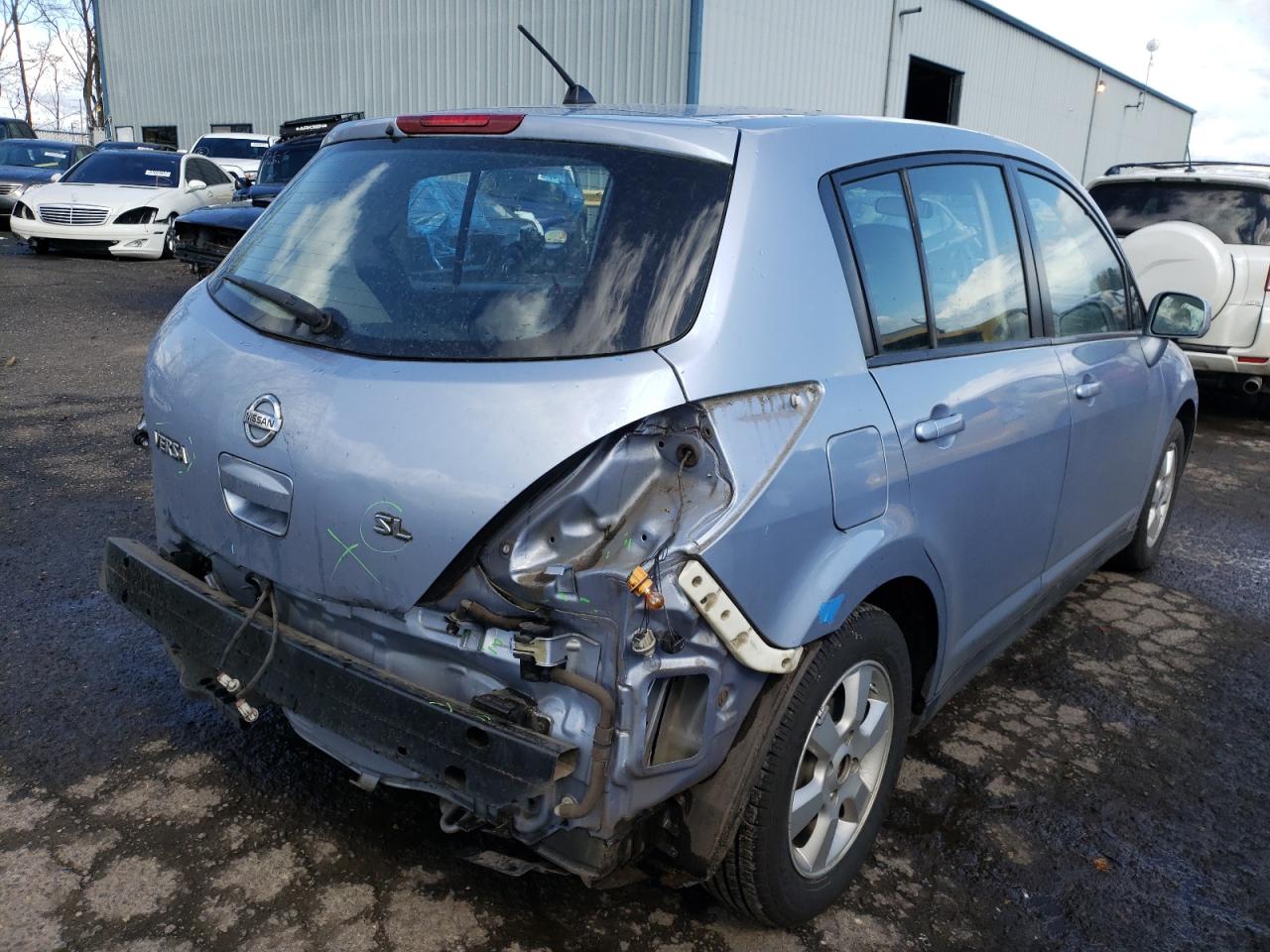Foto 4 de la subasta – 2009 NISSAN VERSA con VIN 3N1BC13E09L420485