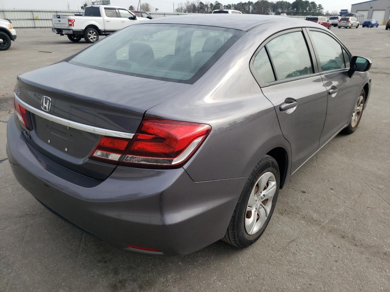 Photo 4 from auction – 2015 HONDA CIVIC LX with VIN 19XFB2F54FE232538